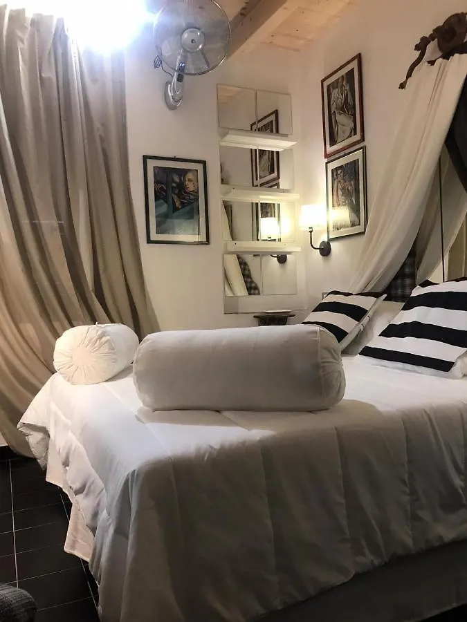 Bed & Breakfast Bed and Breakfast Sanctus Syrus 2 Albenga